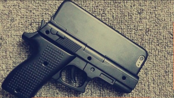 Open Carry Cell Phone Holder Concerns NJ Prosecutor