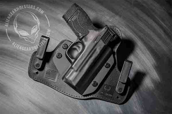 Smith & Wesson M&P 45 Shield in Alien Gear Holster