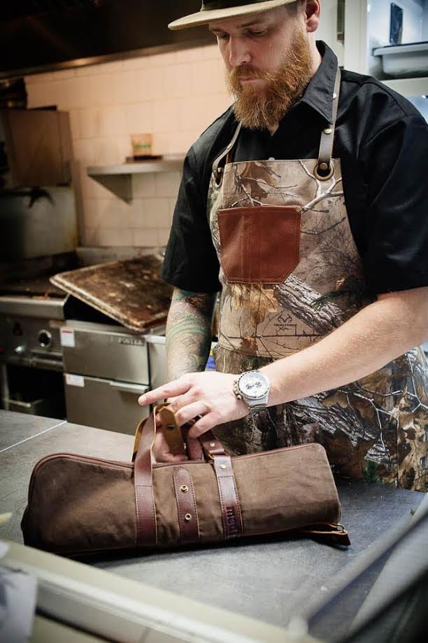 Medium Rare Chef Apparel Inc. Buckshot Apron in Realtree Xtra