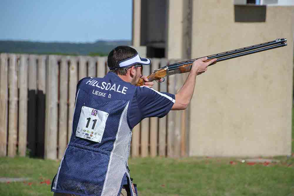 Hillsdale College Junior Drew Lieske sets new national record