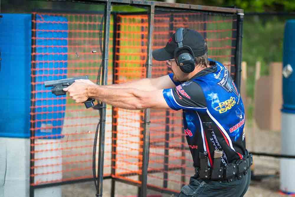 Ohio native and Team Safariland member, Robert Vogel, cleared a Limited Division win with 149.78 time