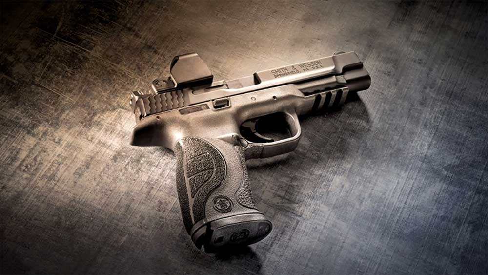 Smith & Wesson M&P Handgun Glamour