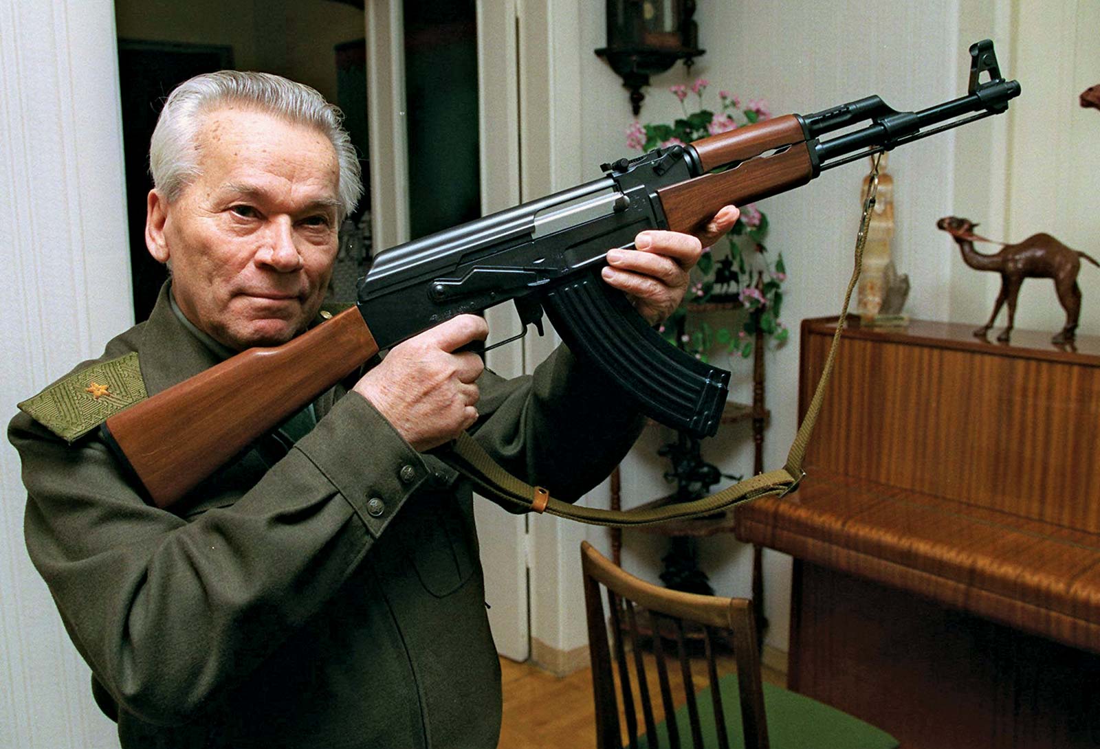 this-day-in-history-mikhail-kalashnikov-dies