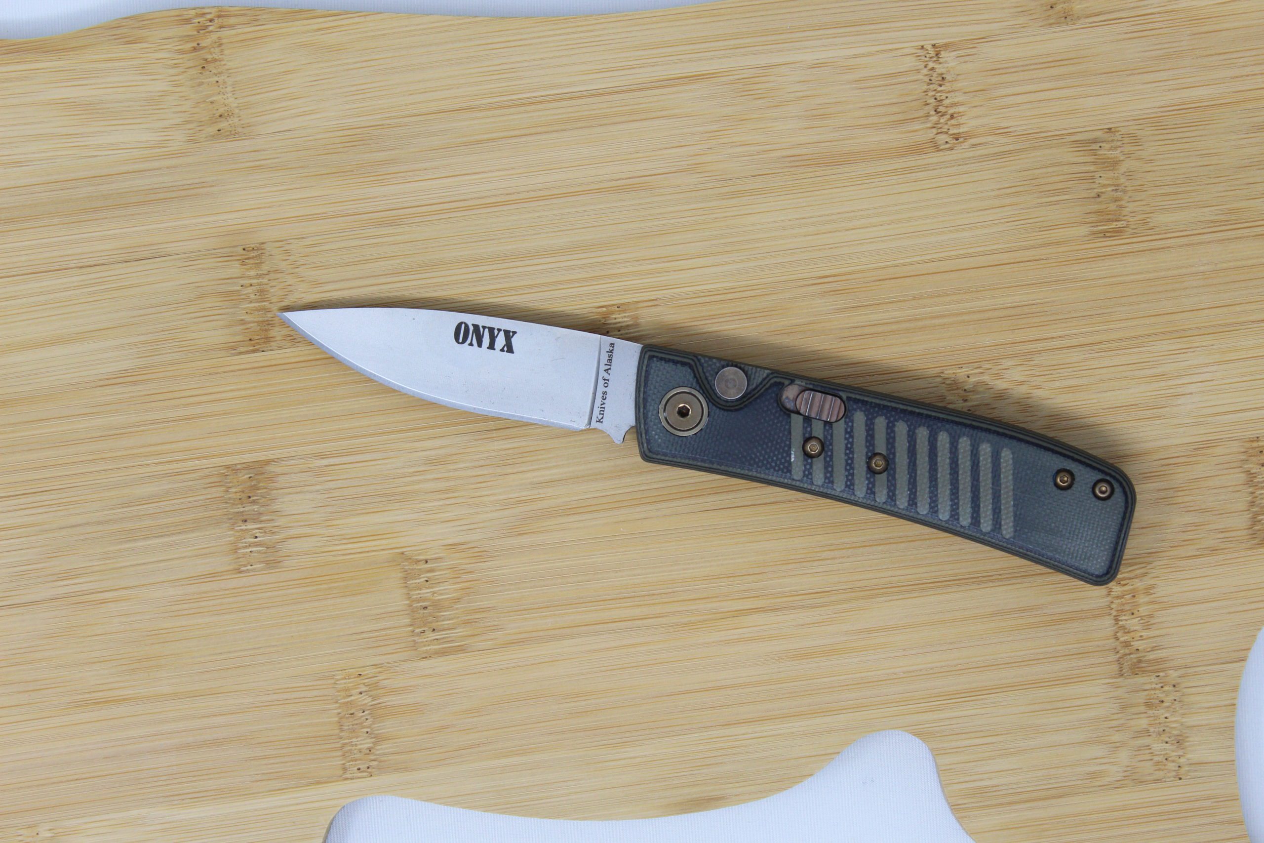 Changing the Combo Knife Sharpener Belt on Vimeo