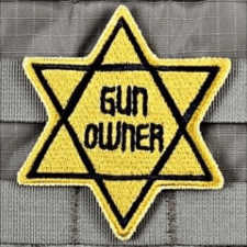 Gun Owner Yellow Star [Pieces of Flair].png