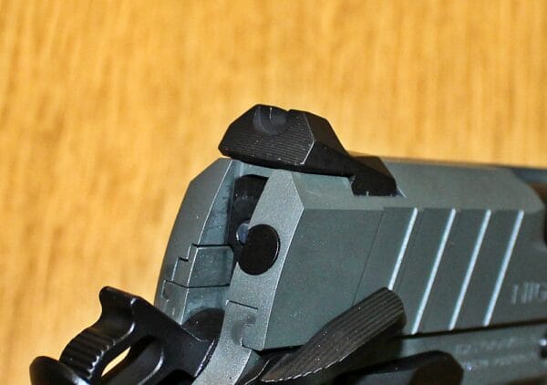 Tisas 1911 Night Stalker 45 rear-sight