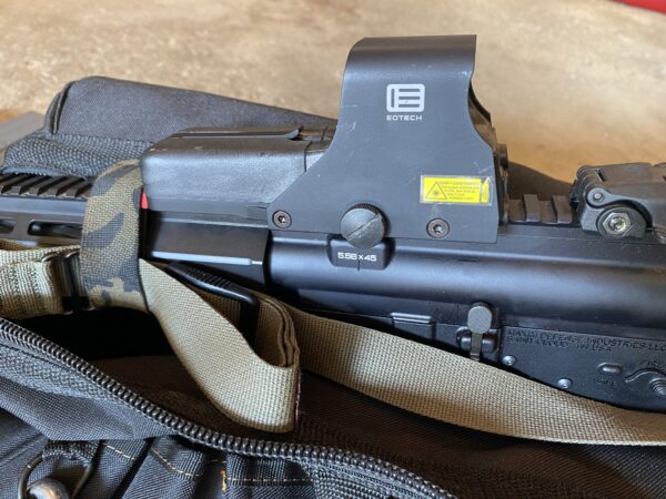 EOTECH 512 holographic sight